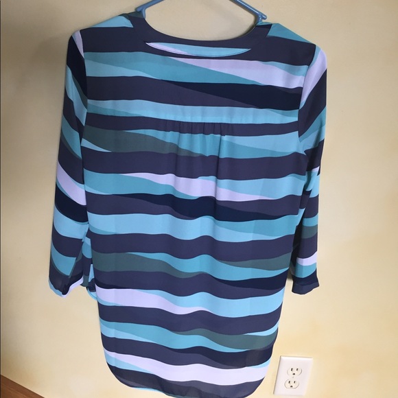 Ana Quarter Sleeve Top - NWT - Picture 5 of 5